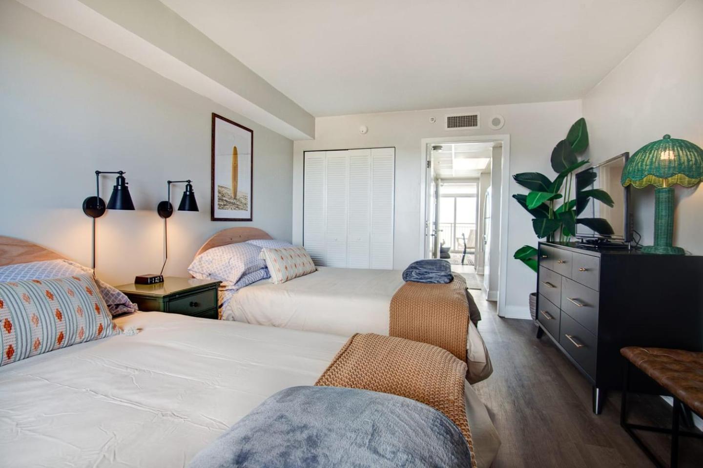 Oceanfront Escape Renovated Suite At Camelot Myrtle Beach Exterior foto